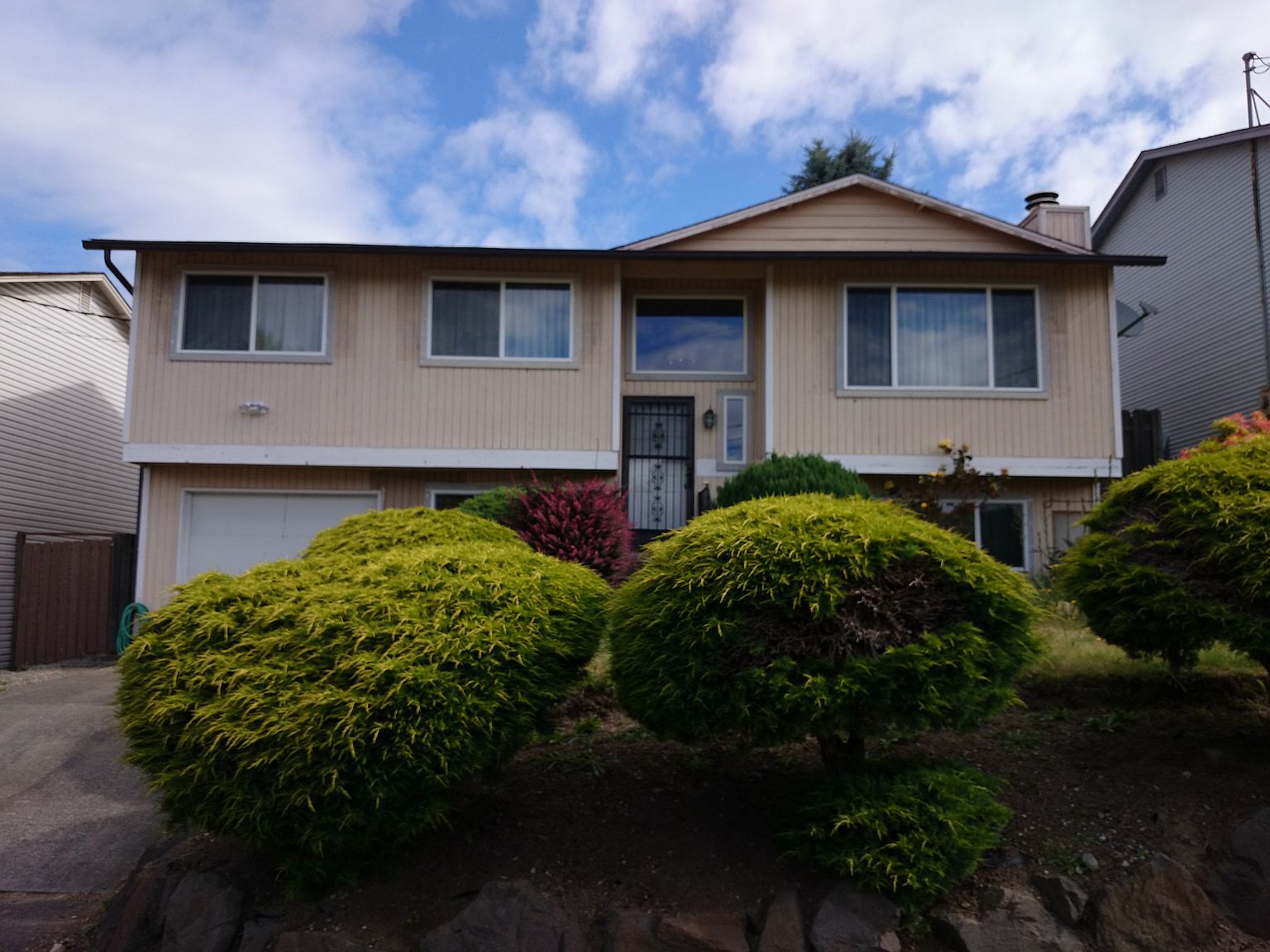 2844 S Holden St, Seattle, WA 98108 Zillow