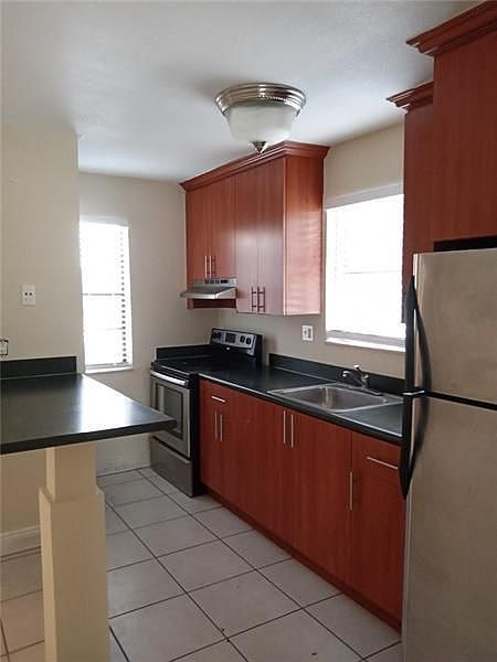 1st image of 4051 N Dixie Hwy APT 5