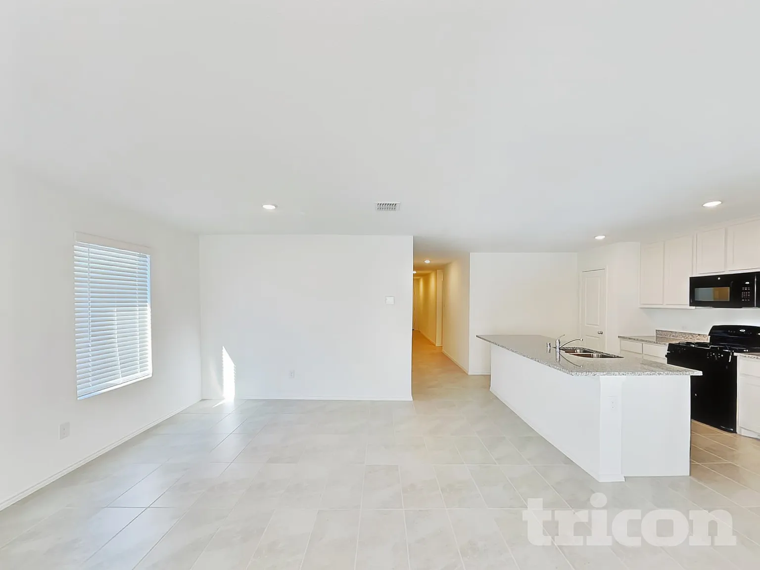 1801 Courage Creek Crandall TX — Photo 4