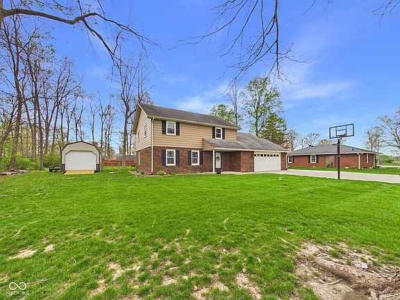 2nd image of 3927 Colbrook Rd