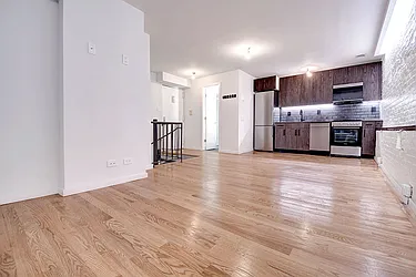 Rented by Urbane Brokerage