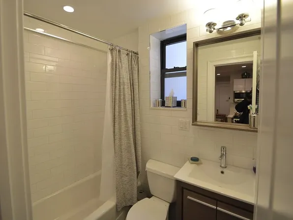 69 Bennett Avenue image 1 of 11