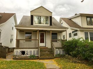 2957 S 9th St, Milwaukee, WI 53215