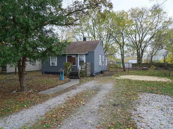 1311 E 7th St, Mishawaka, IN 46544
