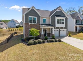 1982 Smokey Quartz Rd, Davidson, NC 28036