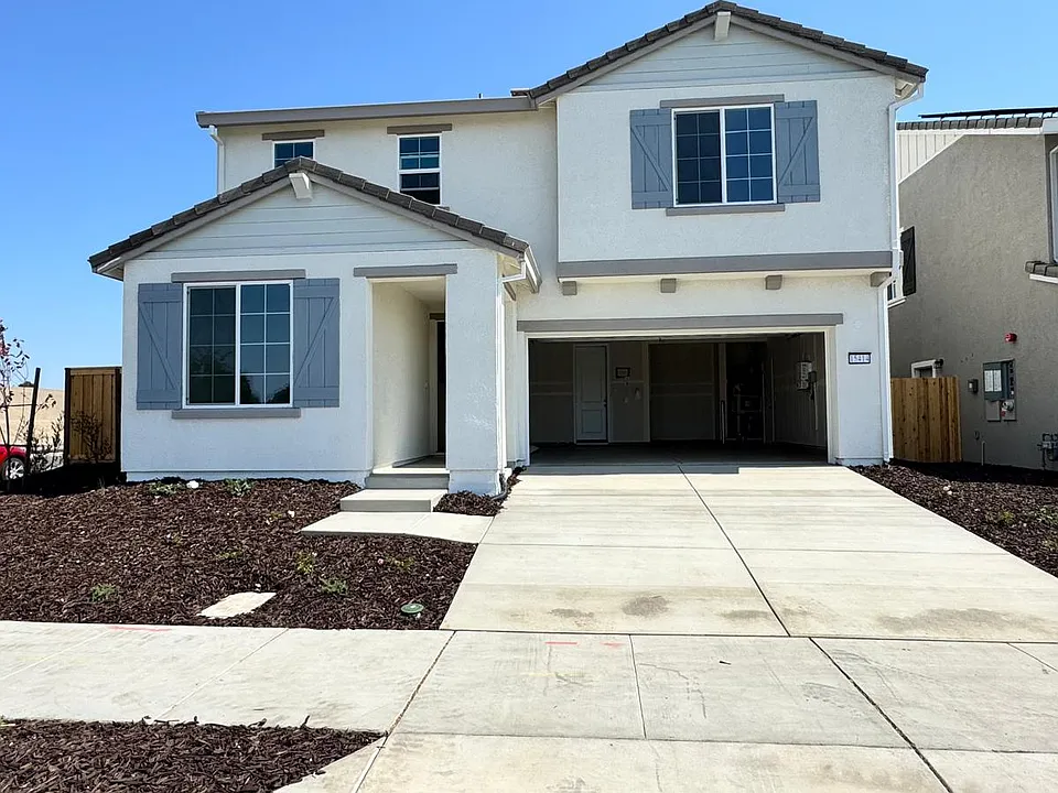 15414 Hedges Dr