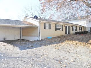 2416 Antiquity Ln, Belleville, IL 62221