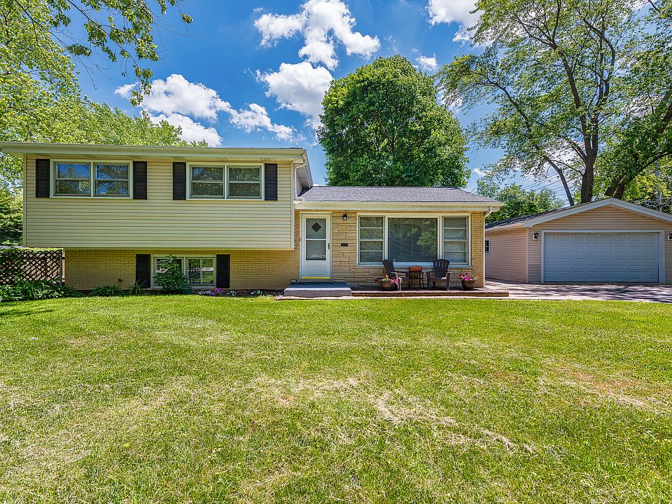 1st image of 3S205 Juniper Ln