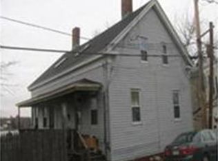 8 Smith St APT 1, Salem, MA 01970