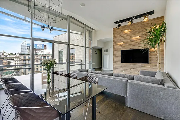 Sold by Oxford Property Group | media 3