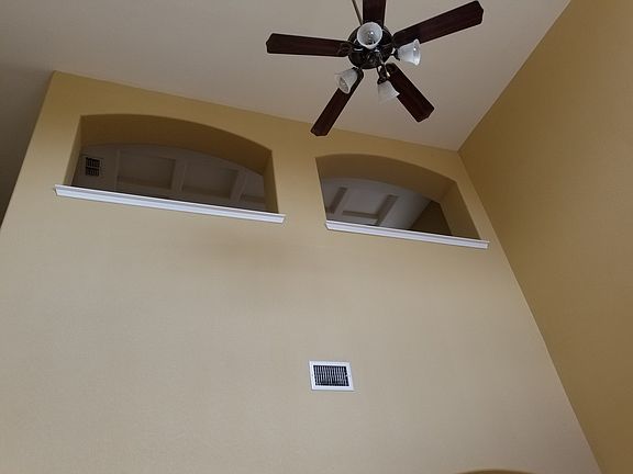 4th image of 2109 Ithica Ave