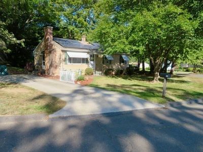 20 Meadowbrook Dr, Easthampton, MA, 01027