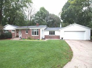 1808 45th St, Moline, IL 61265