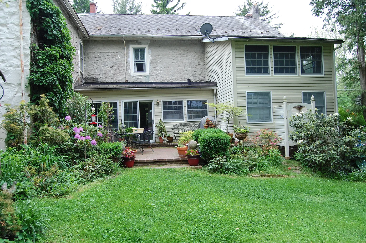 293 Lobachsville Rd photo 1