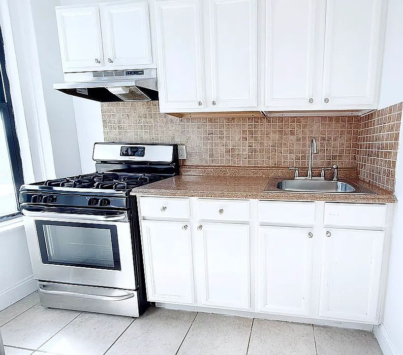 1st image of 25-21 31st Ave #D25