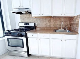 25-21 31st Ave #D25, Astoria, NY 11102