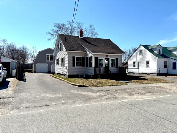 66 Eastland Avenue, Millinocket, ME 04462