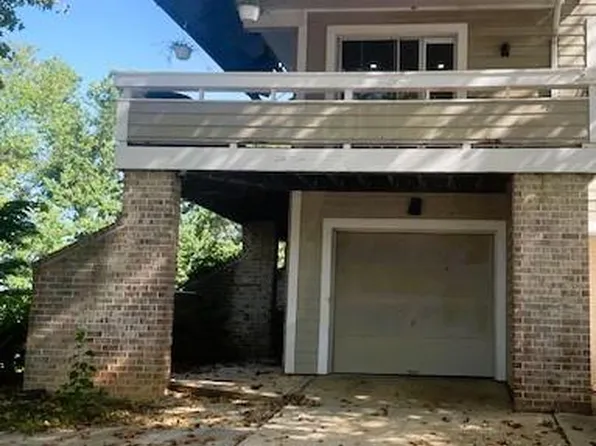 9873 Lake Shore Dr, Gaithersburg, MD 20886