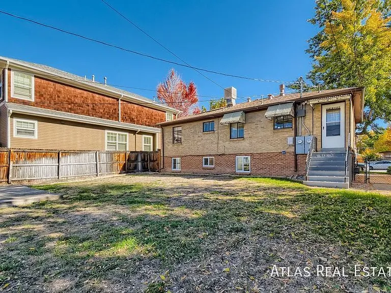 2475 S Lafayette St — Photo 11