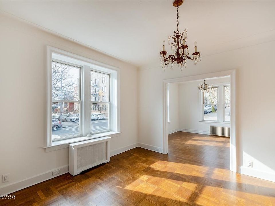 1st image of 673 41st St #19