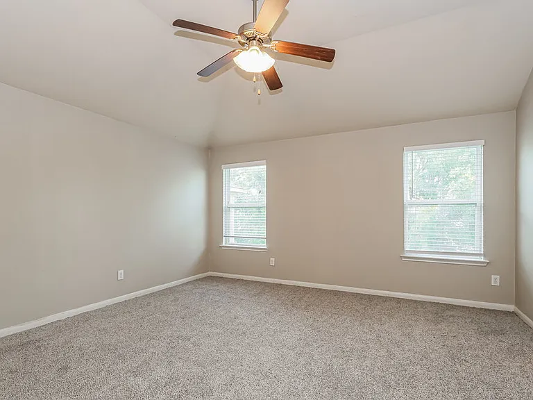 3355 Allington Ct — Photo 9