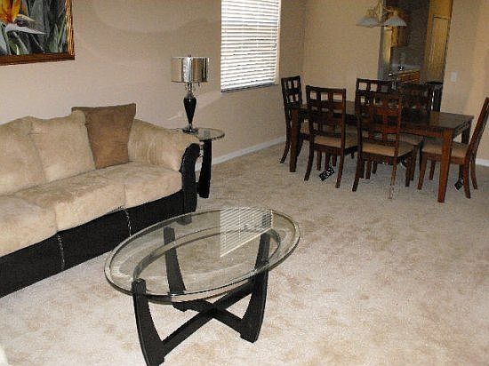 WHH6P340HC-living-area-and-dining