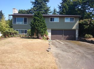 9822 40th Ave SW, Seattle, WA 98136