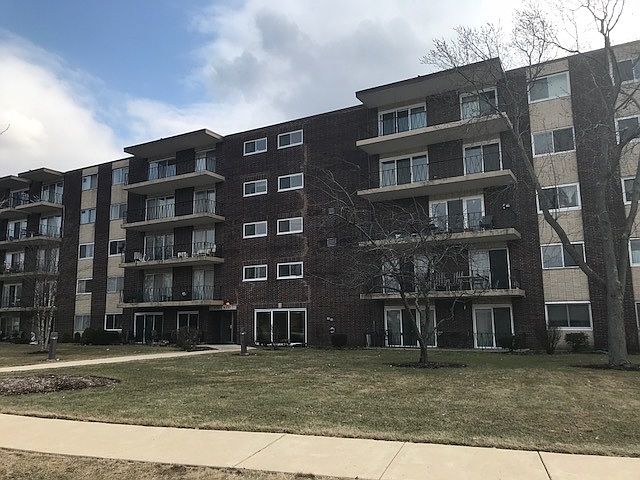 1st image of 5300 Walnut Ave APT 7D