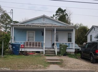 935 N Bridge St, Washington, NC 27889