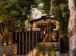 8631 Lookout Mountain Ave, Los Angeles, CA 90046