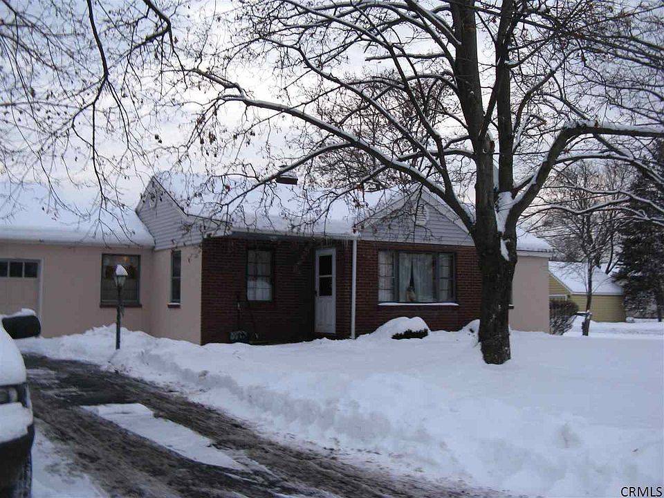 1st image of 23 Pawling Ave