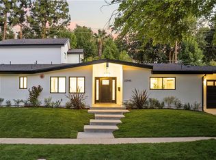 22940 Austin St, Woodland Hills, CA 91364