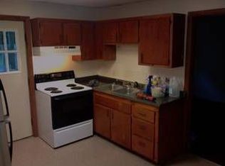 21 Summer St APT D, Newport, NH 03773