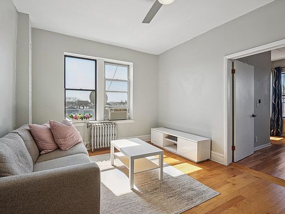 3rd image of 277 Harrison Ave APT C3