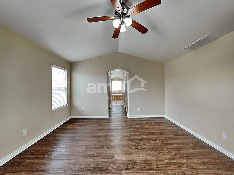 13009 Magnolia St — Photo 15