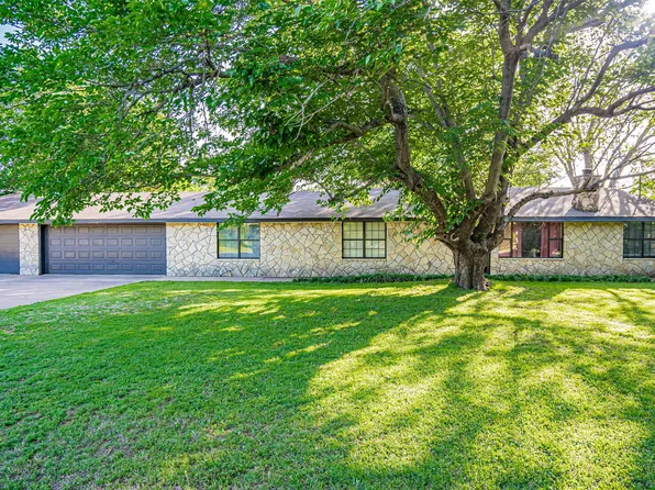 1407 Cheyenne Trl, Granbury, TX 76048
