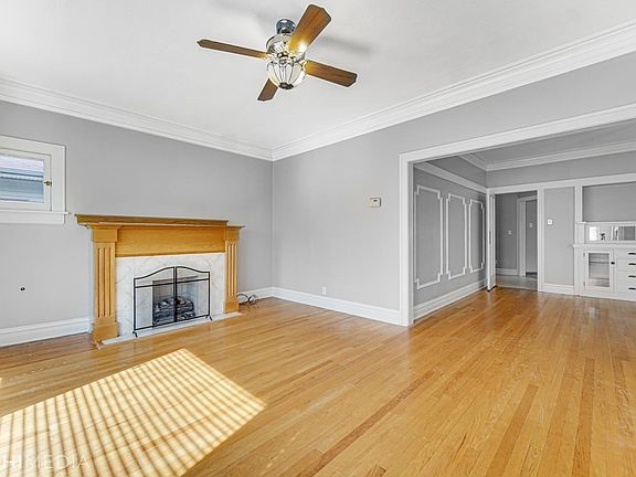 2nd image of 618 Marengo Ave APT 1