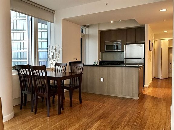 3rd image of 66 Rockwell Pl APT 16B