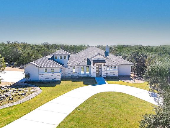 3rd image of 105 Hardie Drive