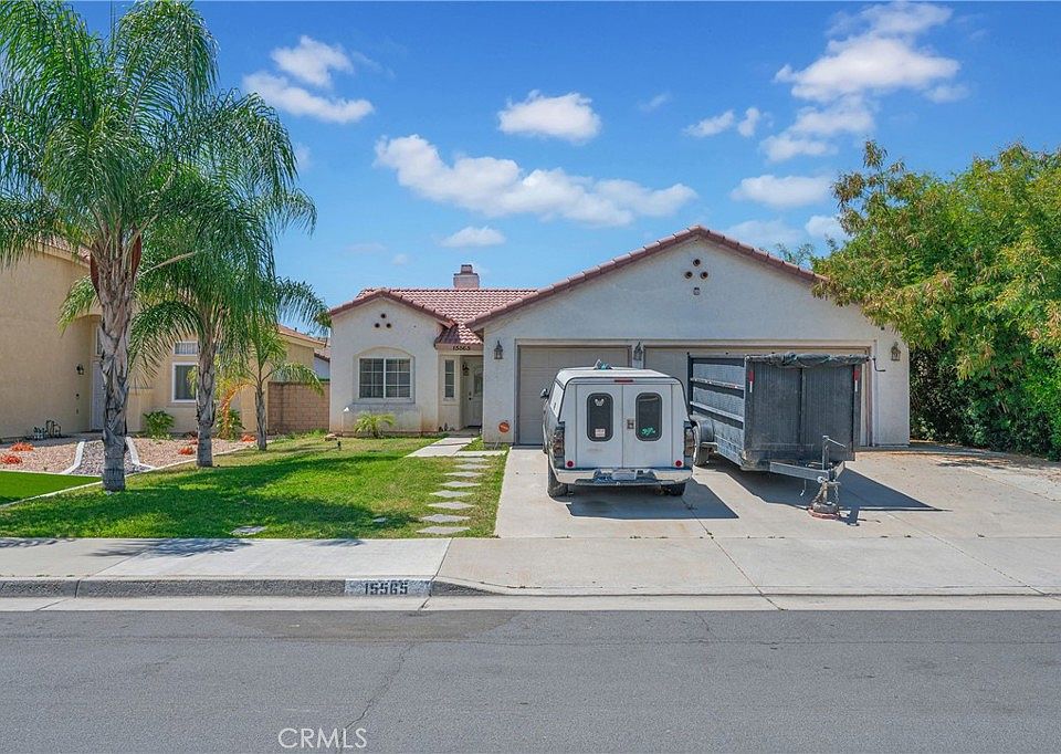 1st image of 15565 Isleta Ln