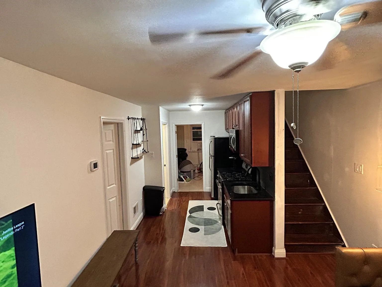 406 Pierce St — Photo 2