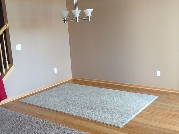 5th image of 6833 Meadow Grass Ln S