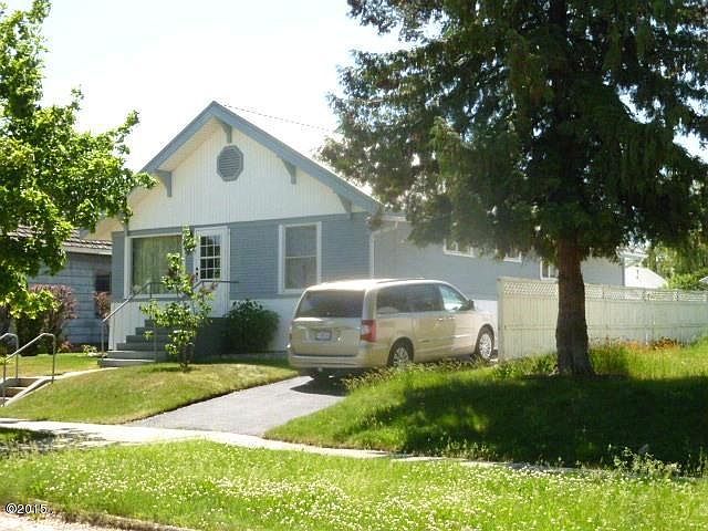 1st image of 109 5th Ave W