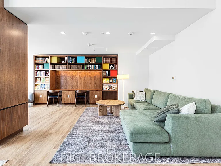 2070 Scott St #1009 — Photo 36