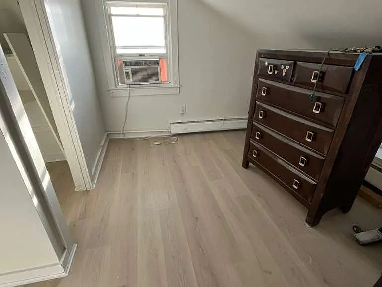 123 E Main St #1 — Photo 4