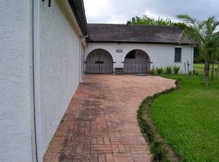 3910 Carmen Ave, Rancho Viejo, TX 78575