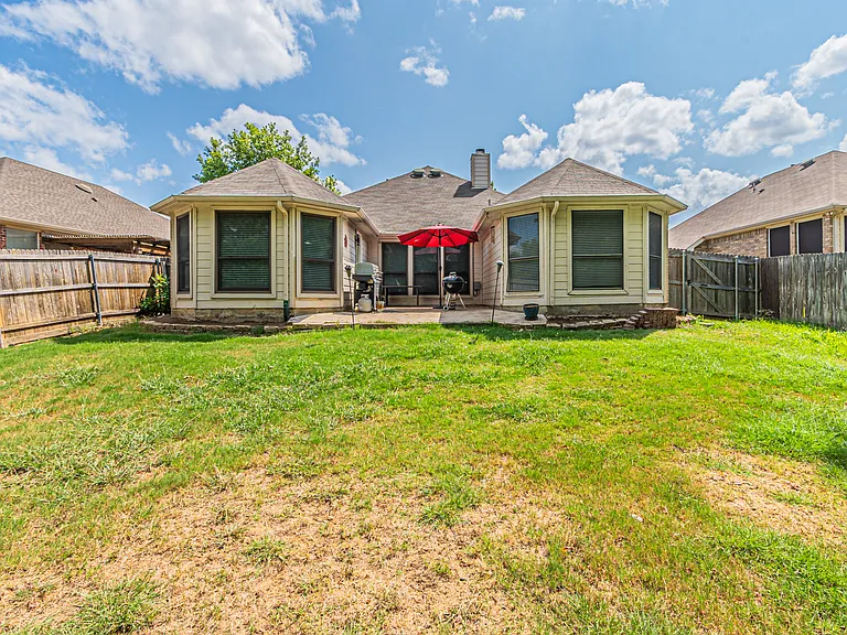 7624 Vista Creek Ln — Photo 36