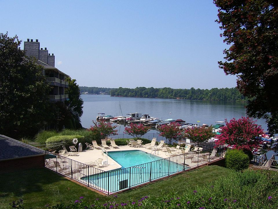 1st image of 9809 Emerald Point Dr Unit 2