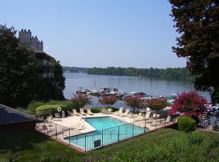 9809 Emerald Point Dr UNIT 2, Charlotte, NC 28278