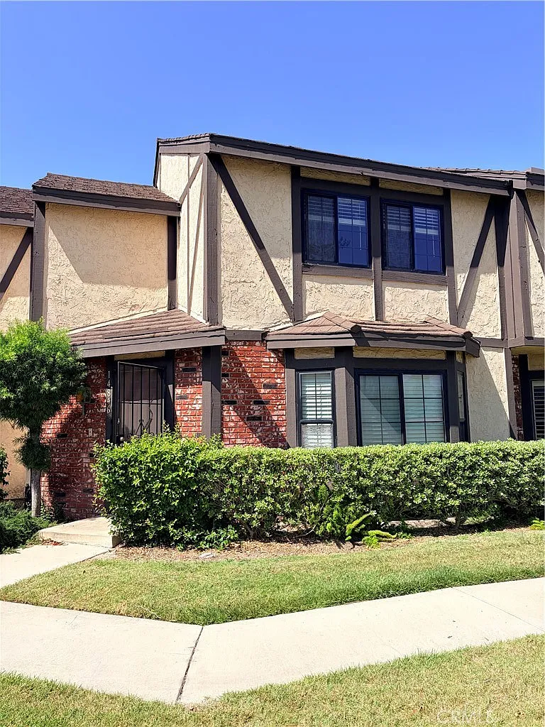 Building Photo - 14846 Brownstone Ln